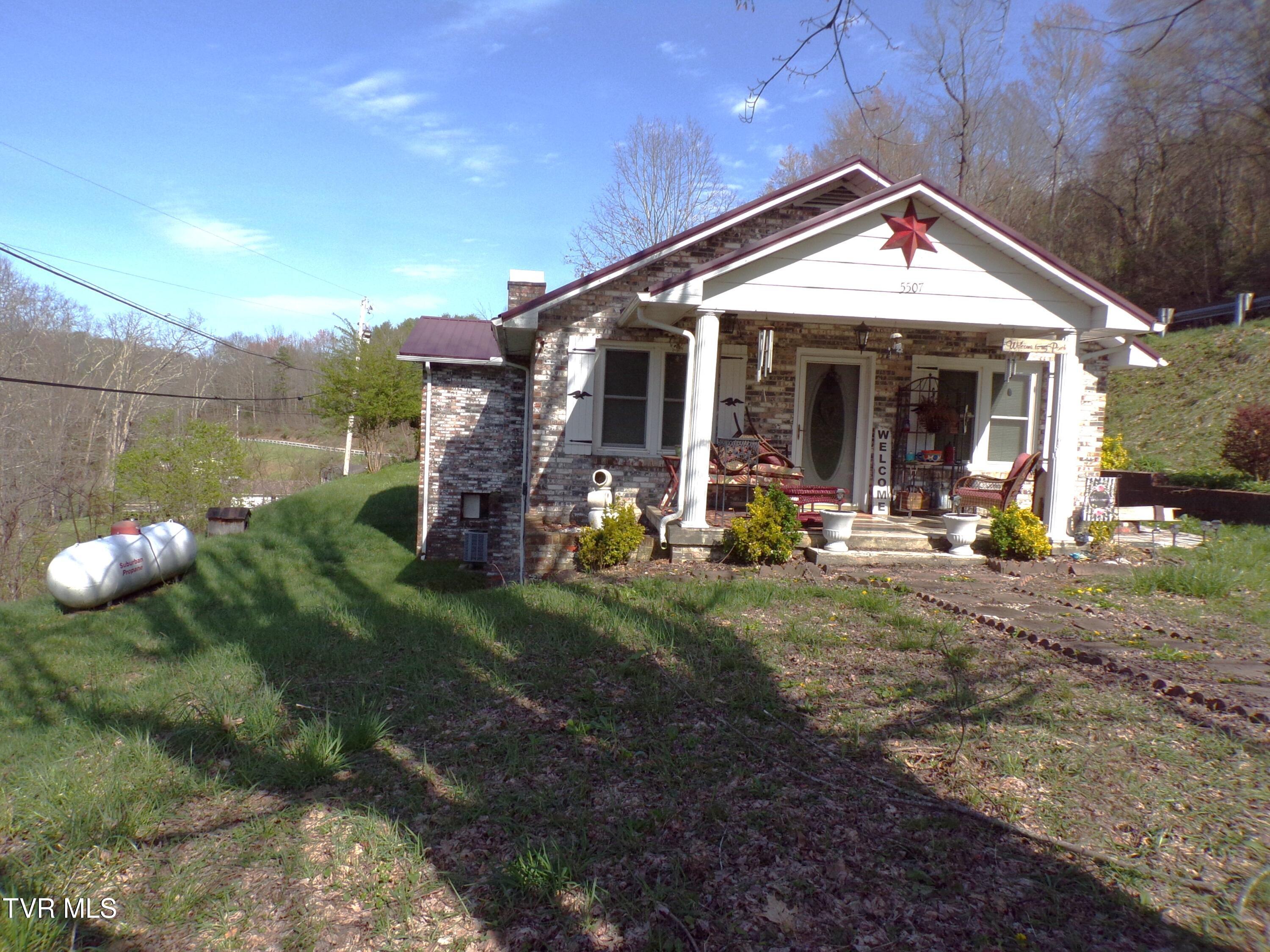5507 Thackers Branch Road, Norton, Virginia image 2