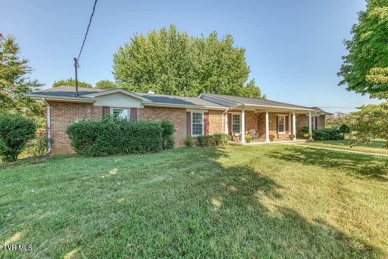 Photo of 1805 Broadmoor Road, Johnson City, TN 37604 (MLS # 10001040)