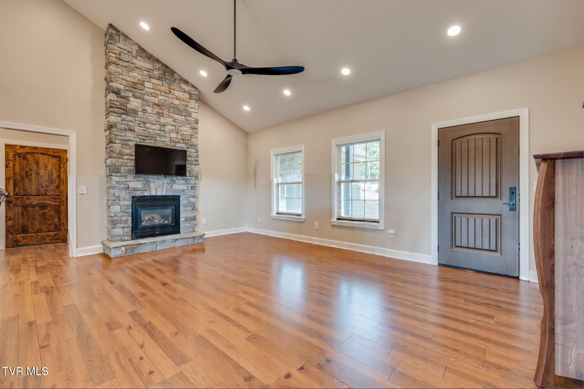 1 Sweetwood Drive, Johnson City, Tennessee image 8