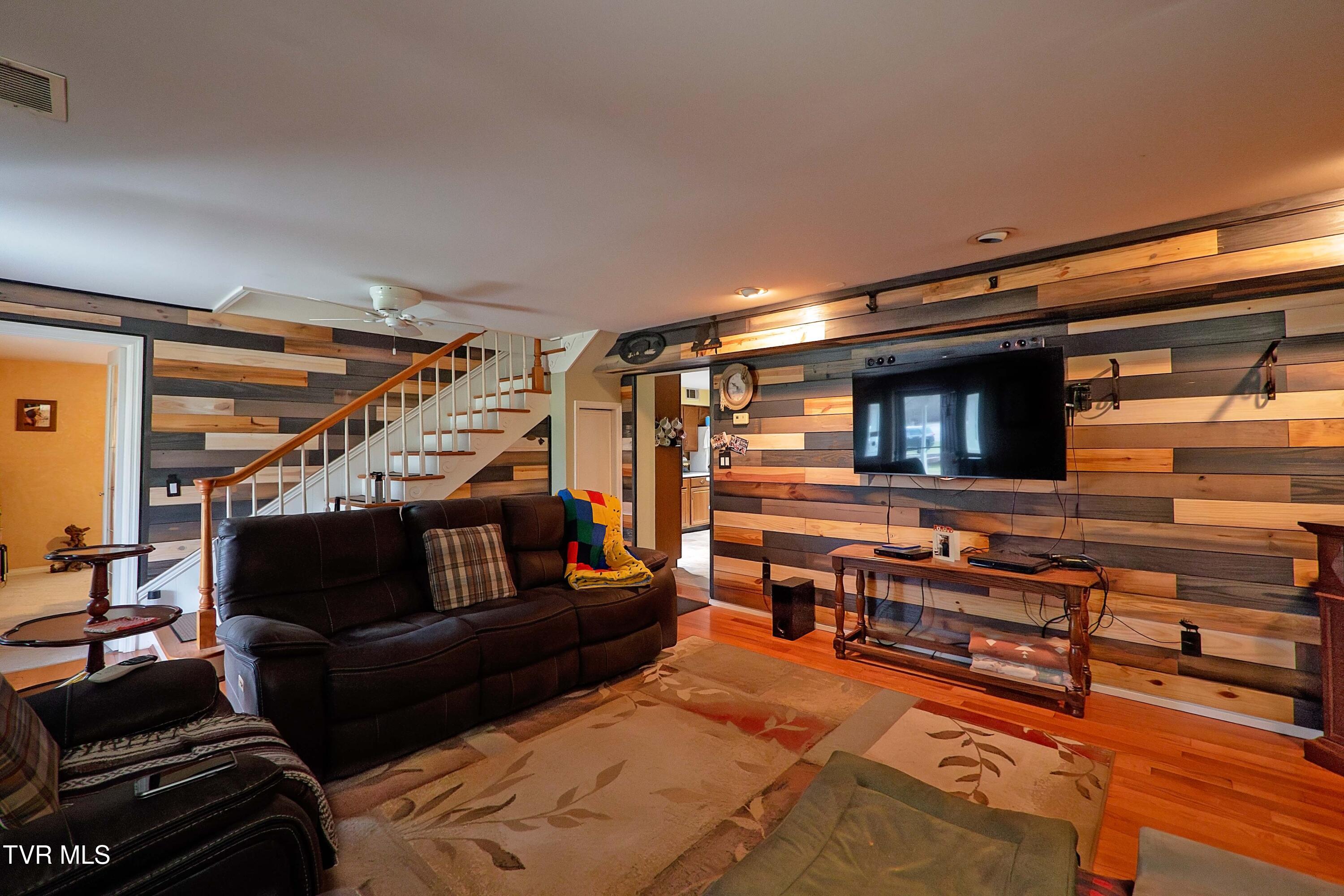 18280 Horton Highway, Fall Branch, Tennessee image 38