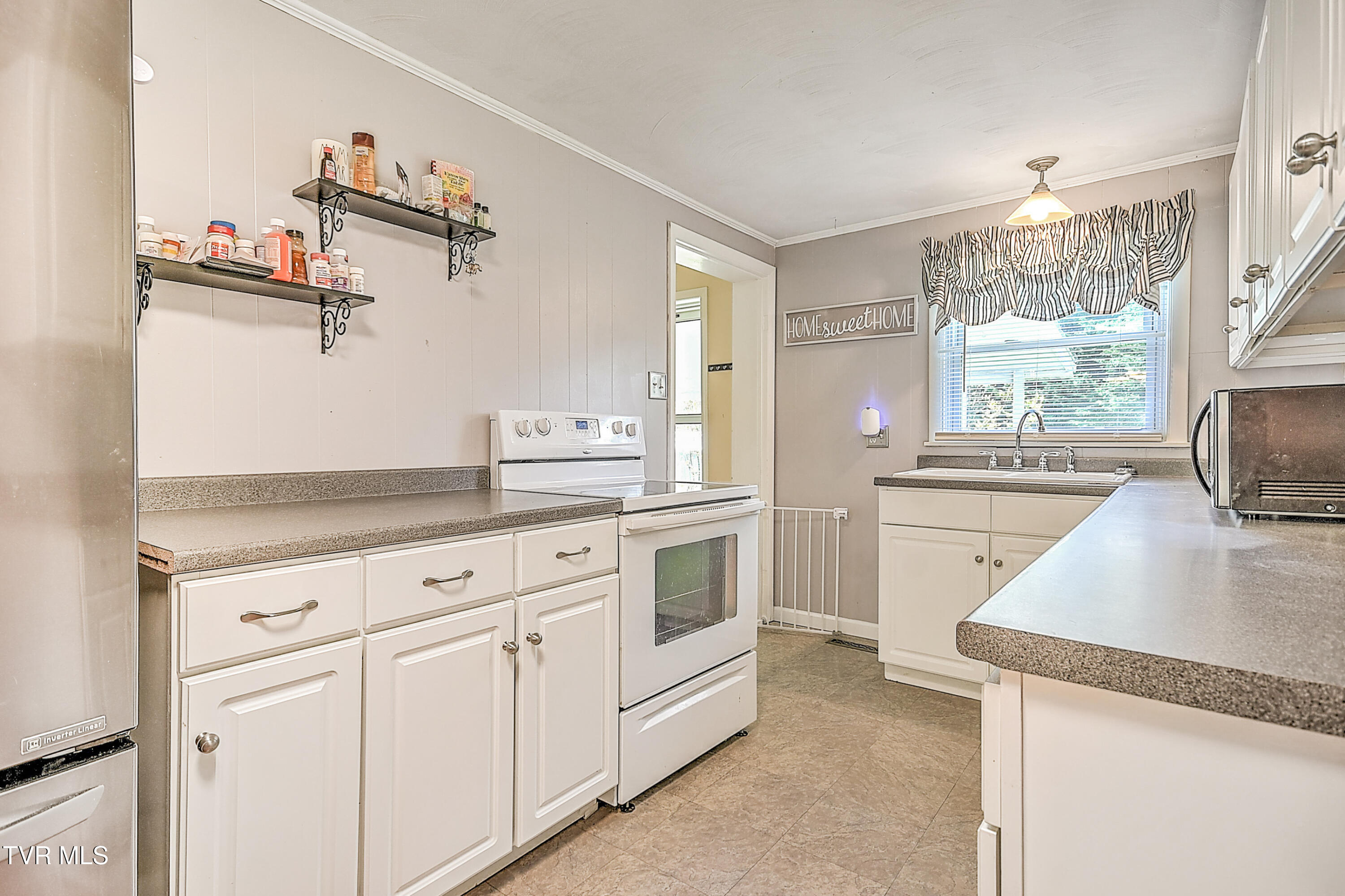 19032 Woodland Hills Road, Abingdon, Virginia image 11