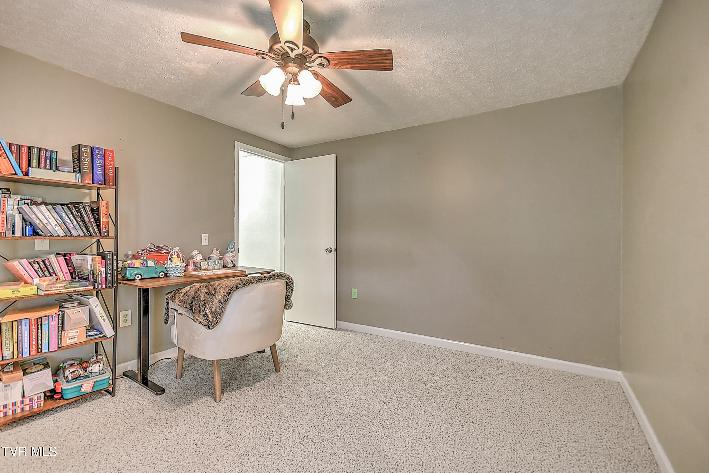 19032 Woodland Hills Road, Abingdon, Virginia image 24