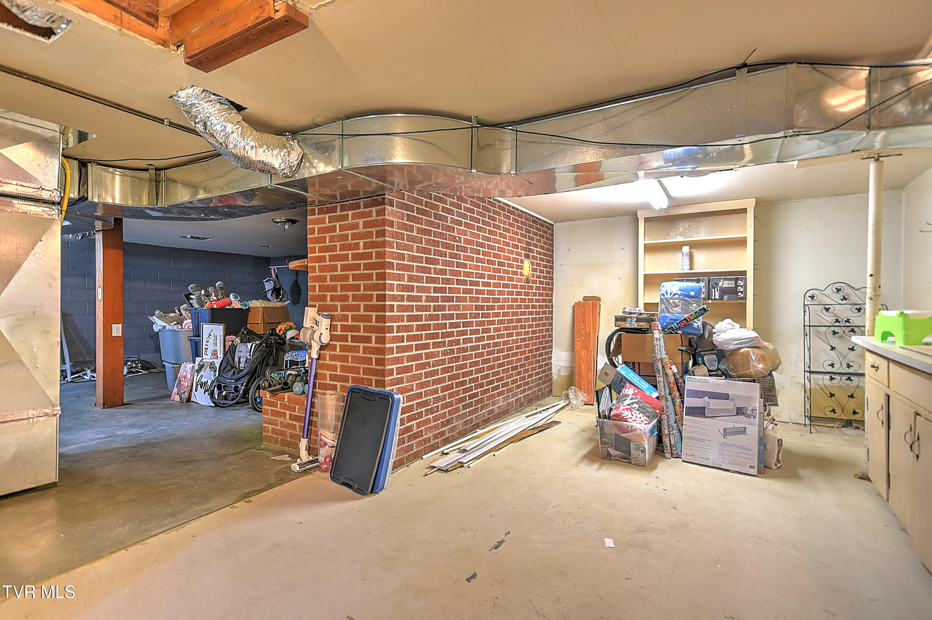 19032 Woodland Hills Road, Abingdon, Virginia image 29