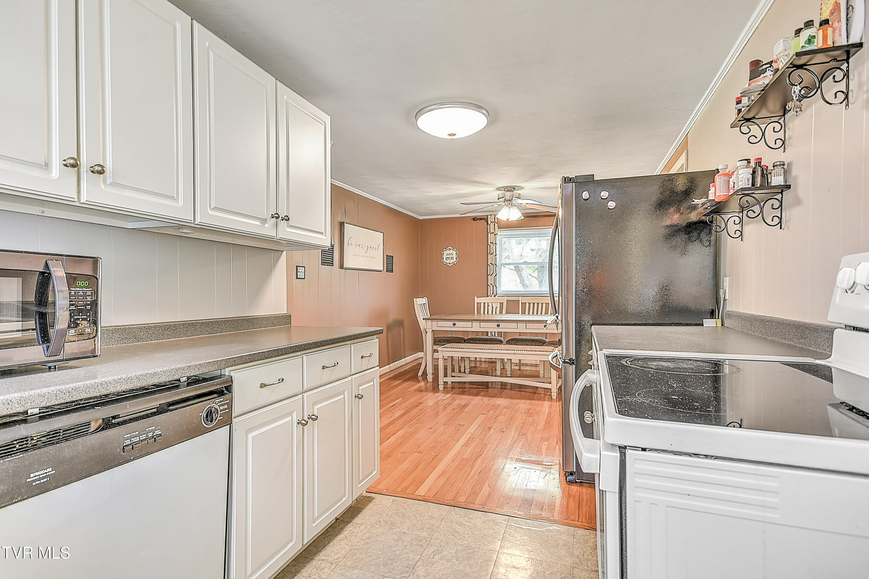 19032 Woodland Hills Road, Abingdon, Virginia image 13