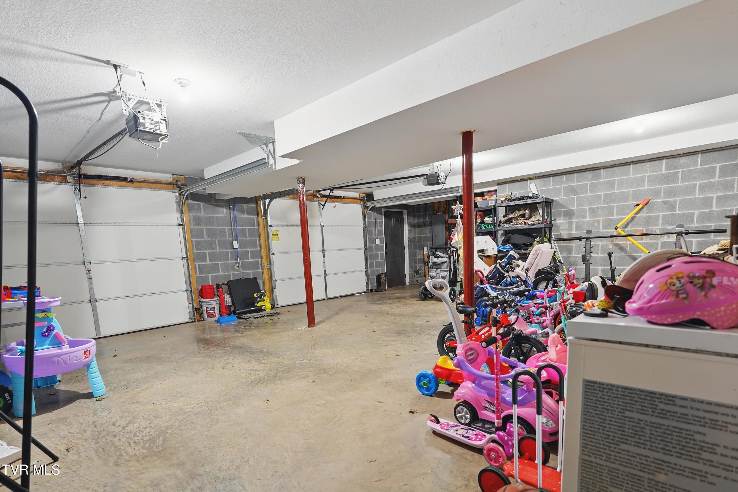 202 Yellow Sorrell Drive Drive, Bluff City, Tennessee image 33