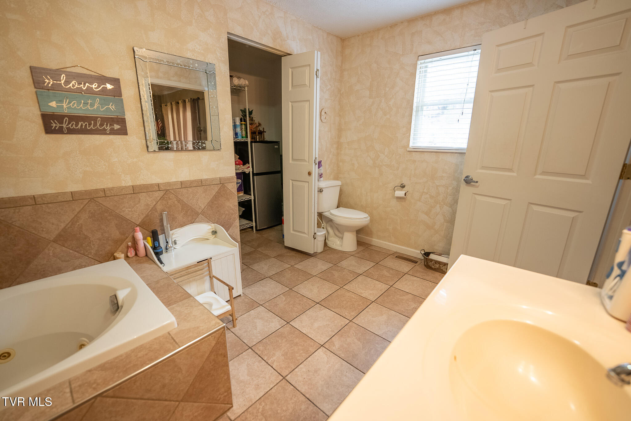8651 Tazewell Highway, Sneedville, Tennessee image 24