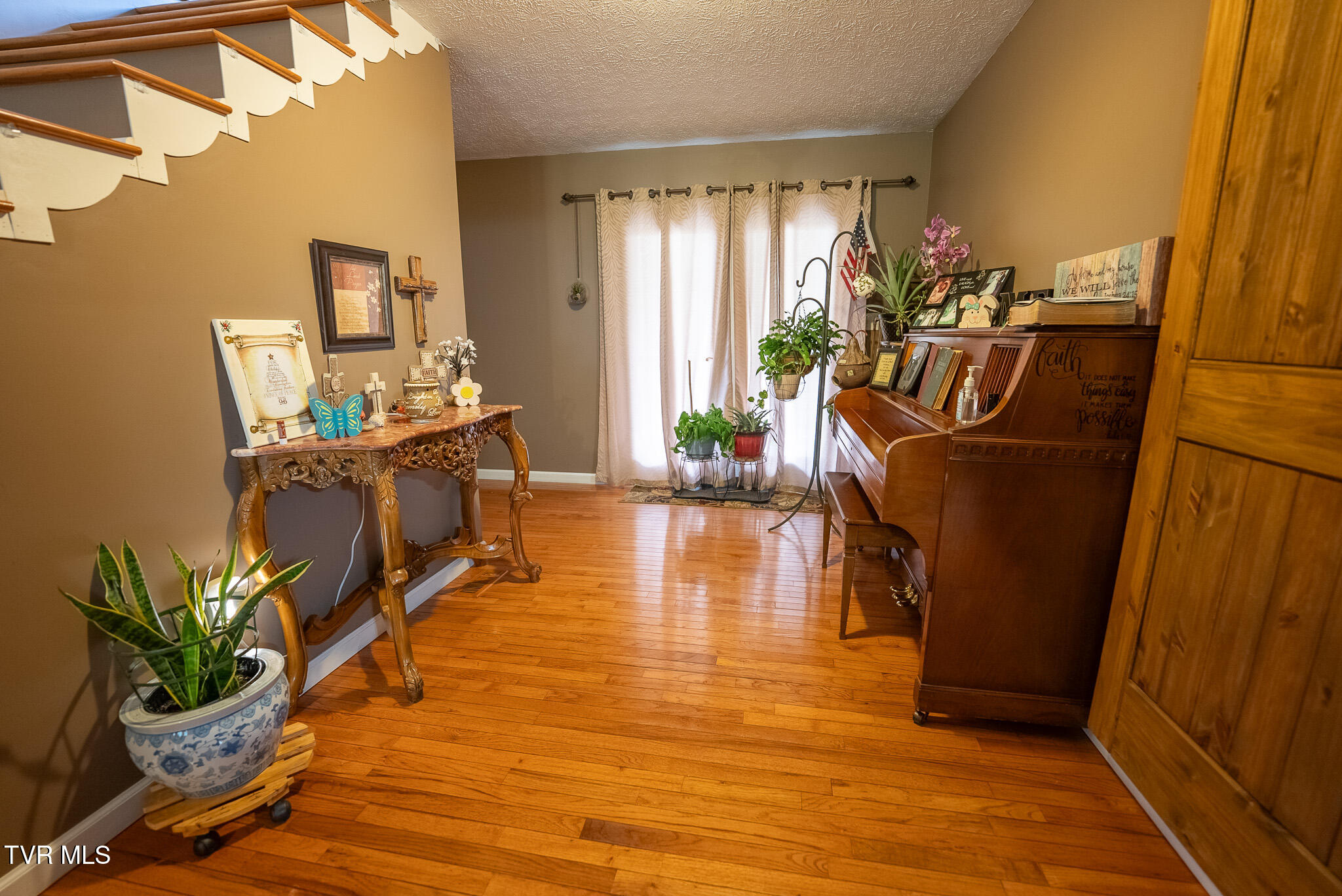 8651 Tazewell Highway, Sneedville, Tennessee image 21