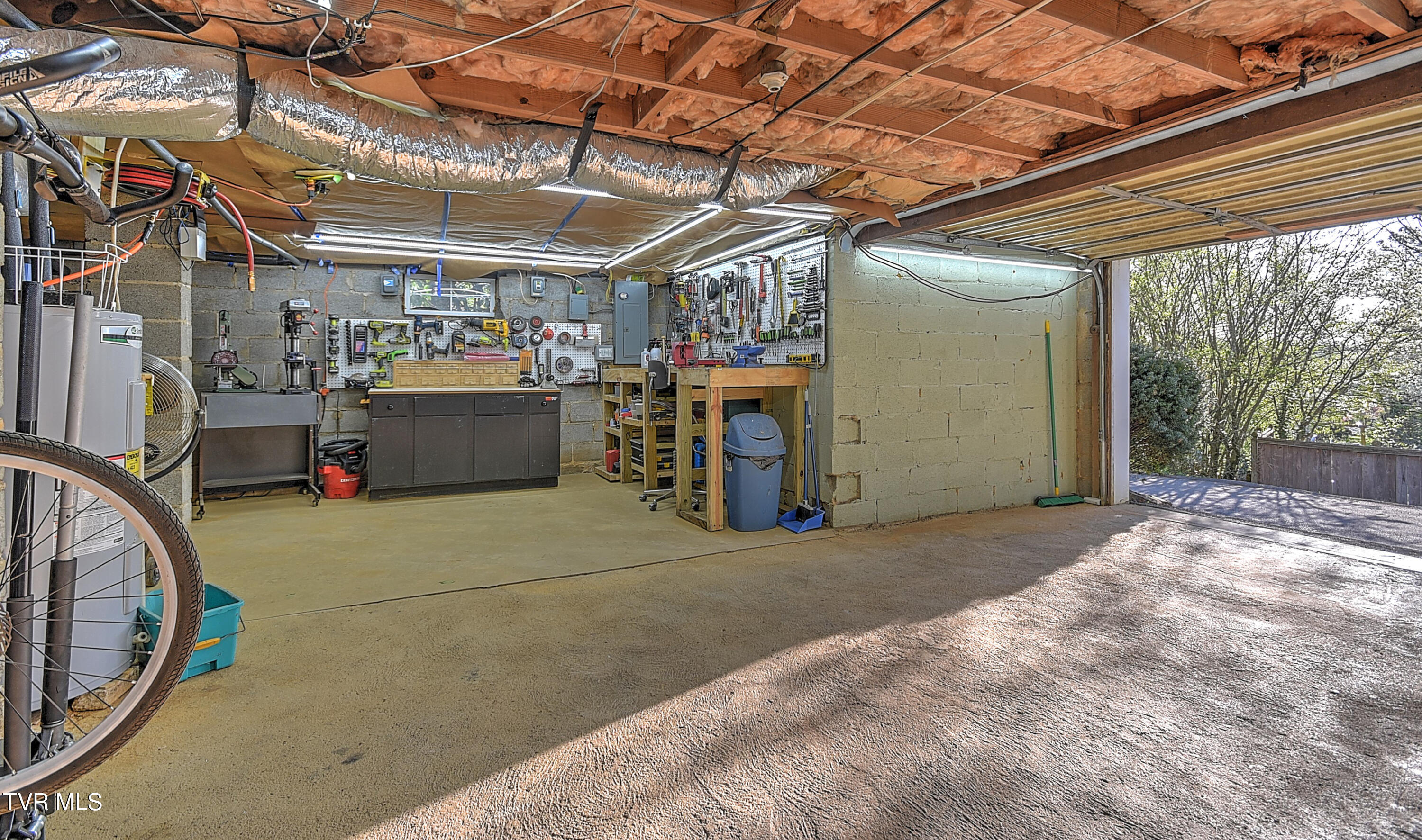 344 Virginia Drive, Bristol, Virginia image 25