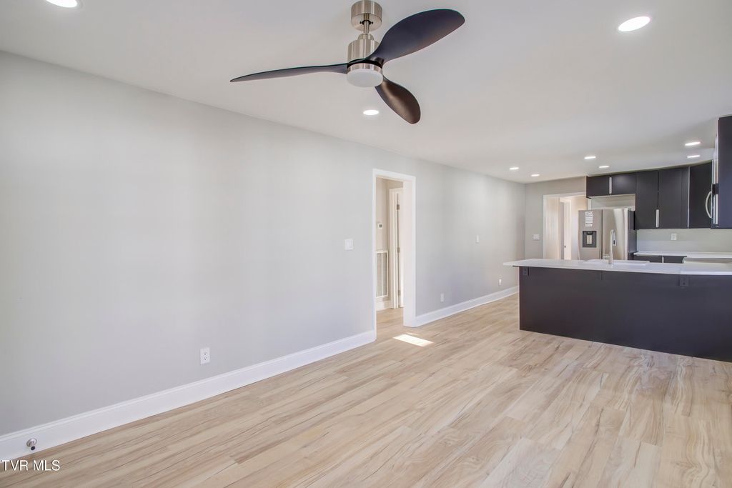 Photo of 30412 Chilhowie Avenue W Avenue, Johnson City, TN 37604 (MLS # 9991480)