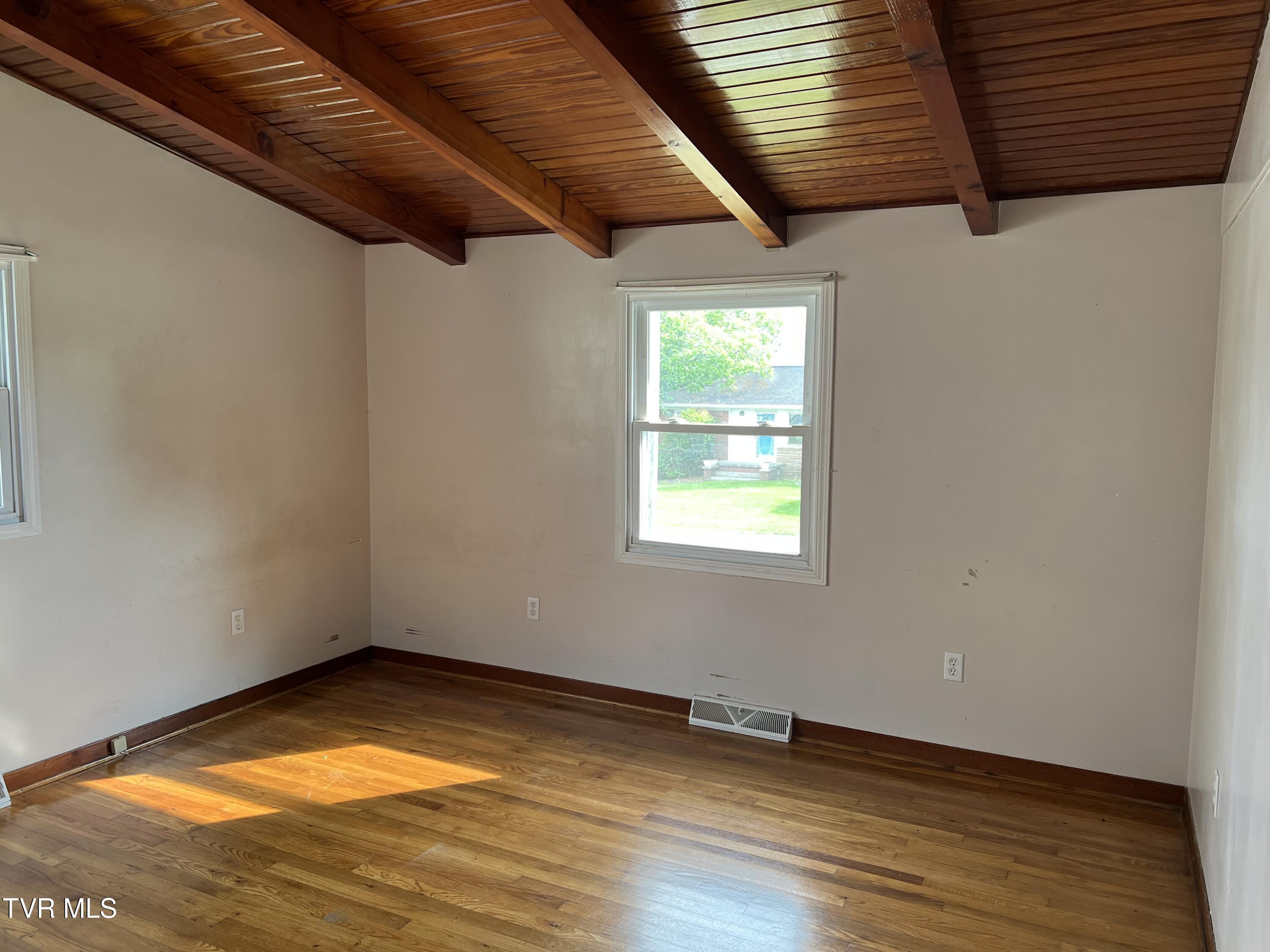 118 Bowers Street, Johnson City, Tennessee image 17