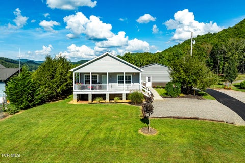 Photo of 1120 Myrtle Drive, Butler, TN 37640 (MLS # 10000738)