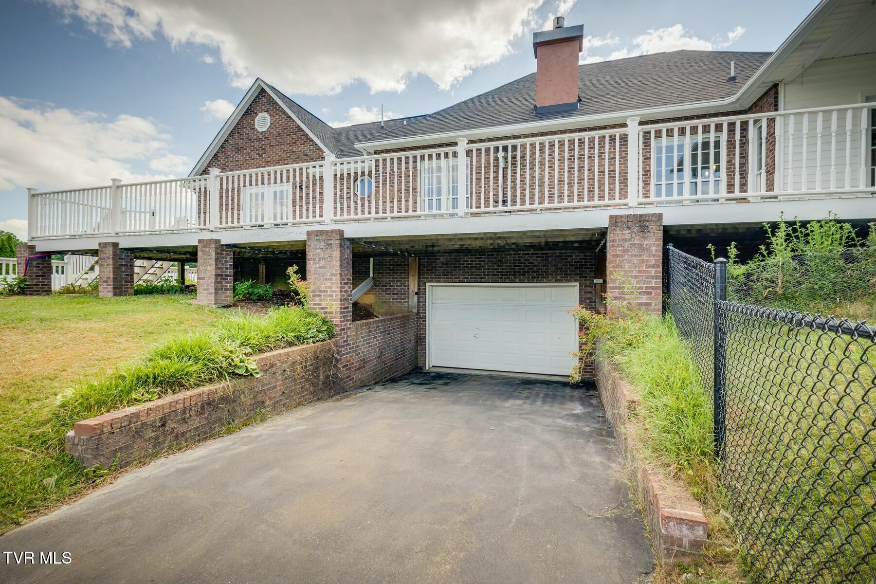 299 Sunrise Lane, Mountain City, Tennessee image 6