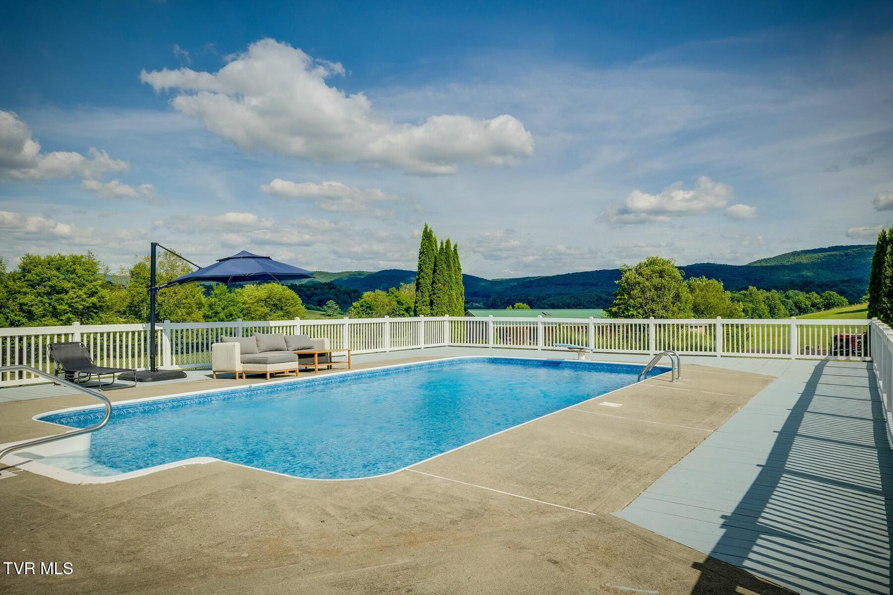 299 Sunrise Lane, Mountain City, Tennessee image 9