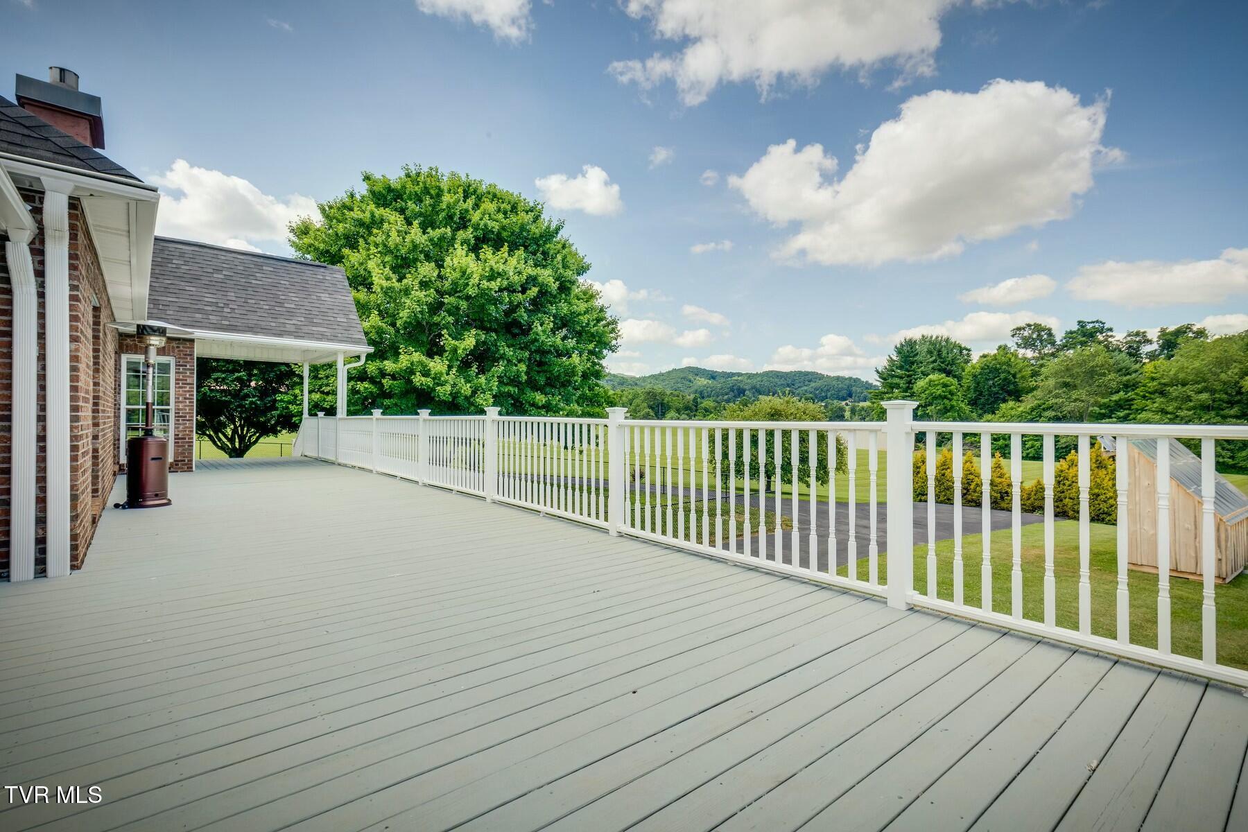 299 Sunrise Lane, Mountain City, Tennessee image 16
