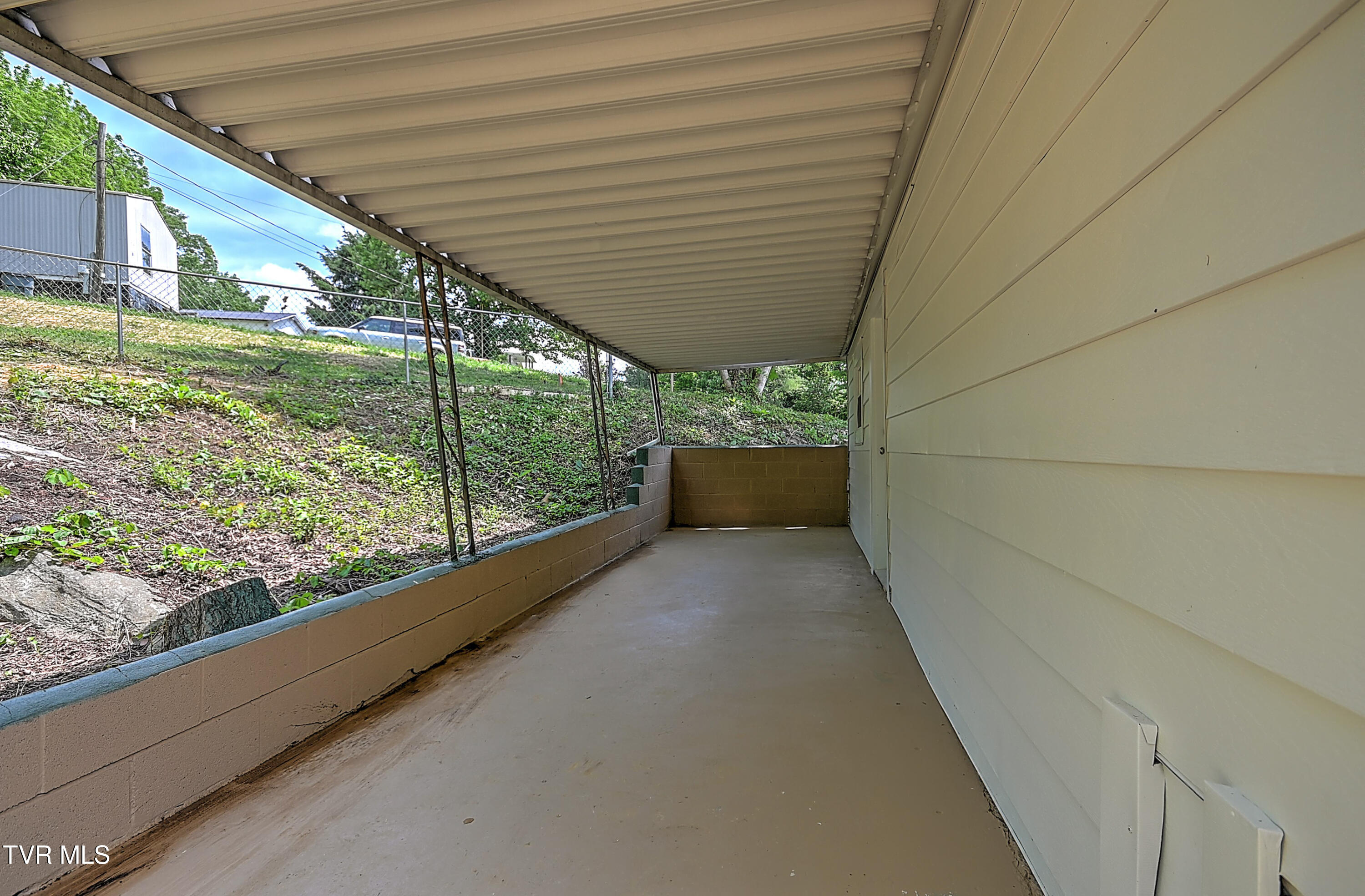 2221 Elizabethton Highway, Johnson City, Tennessee image 37
