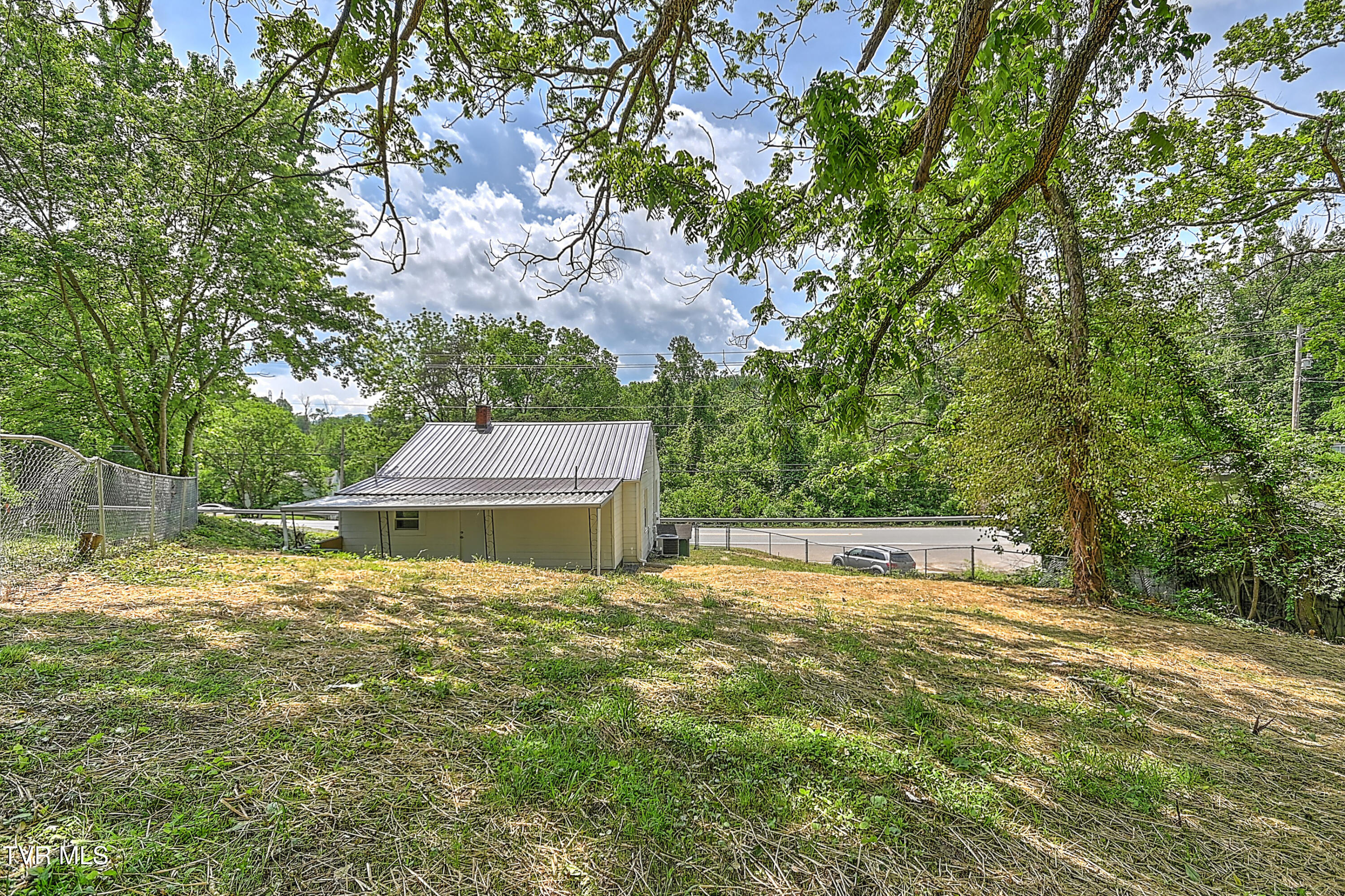 2221 Elizabethton Highway, Johnson City, Tennessee image 40