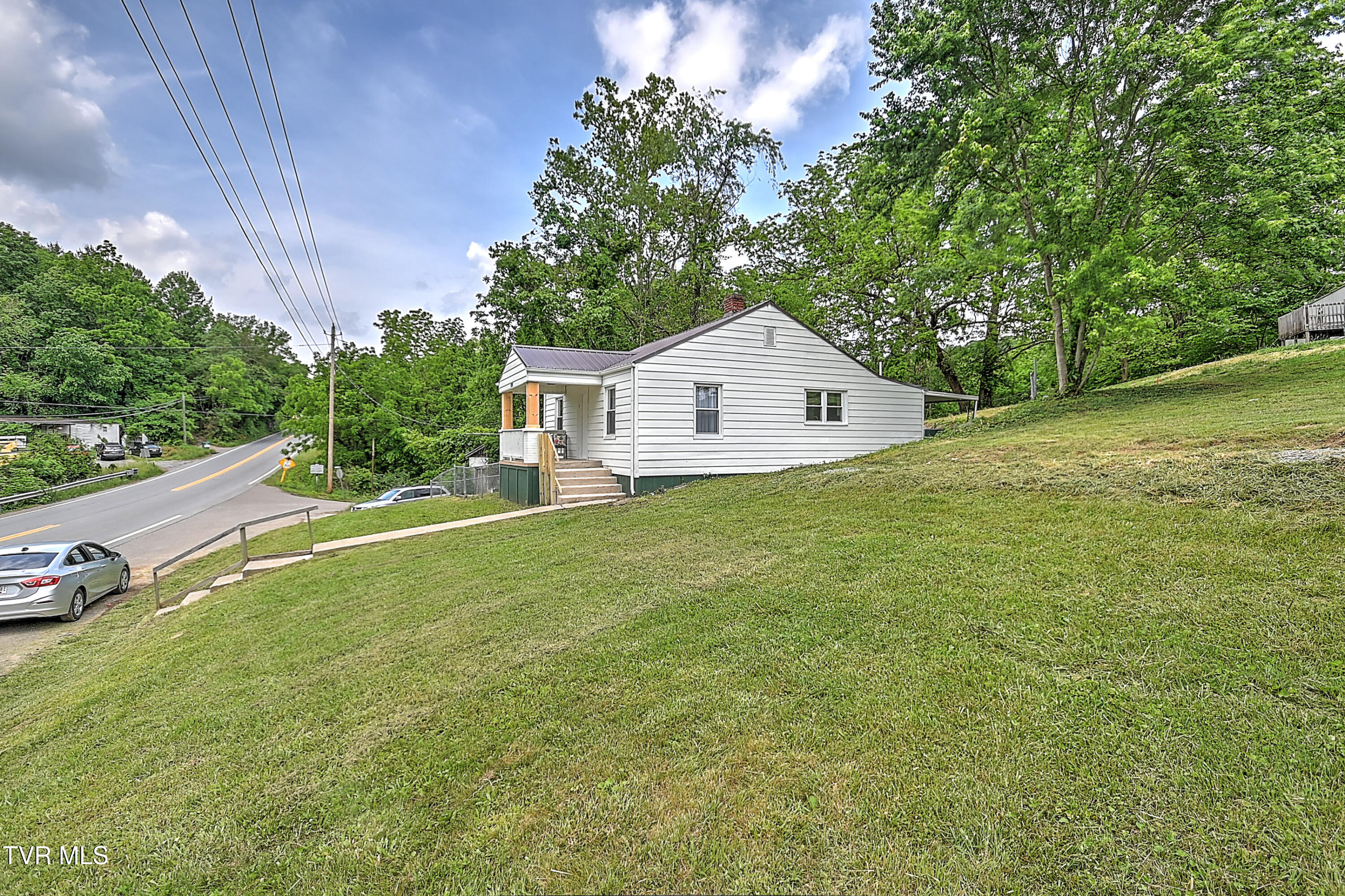 2221 Elizabethton Highway, Johnson City, Tennessee image 4