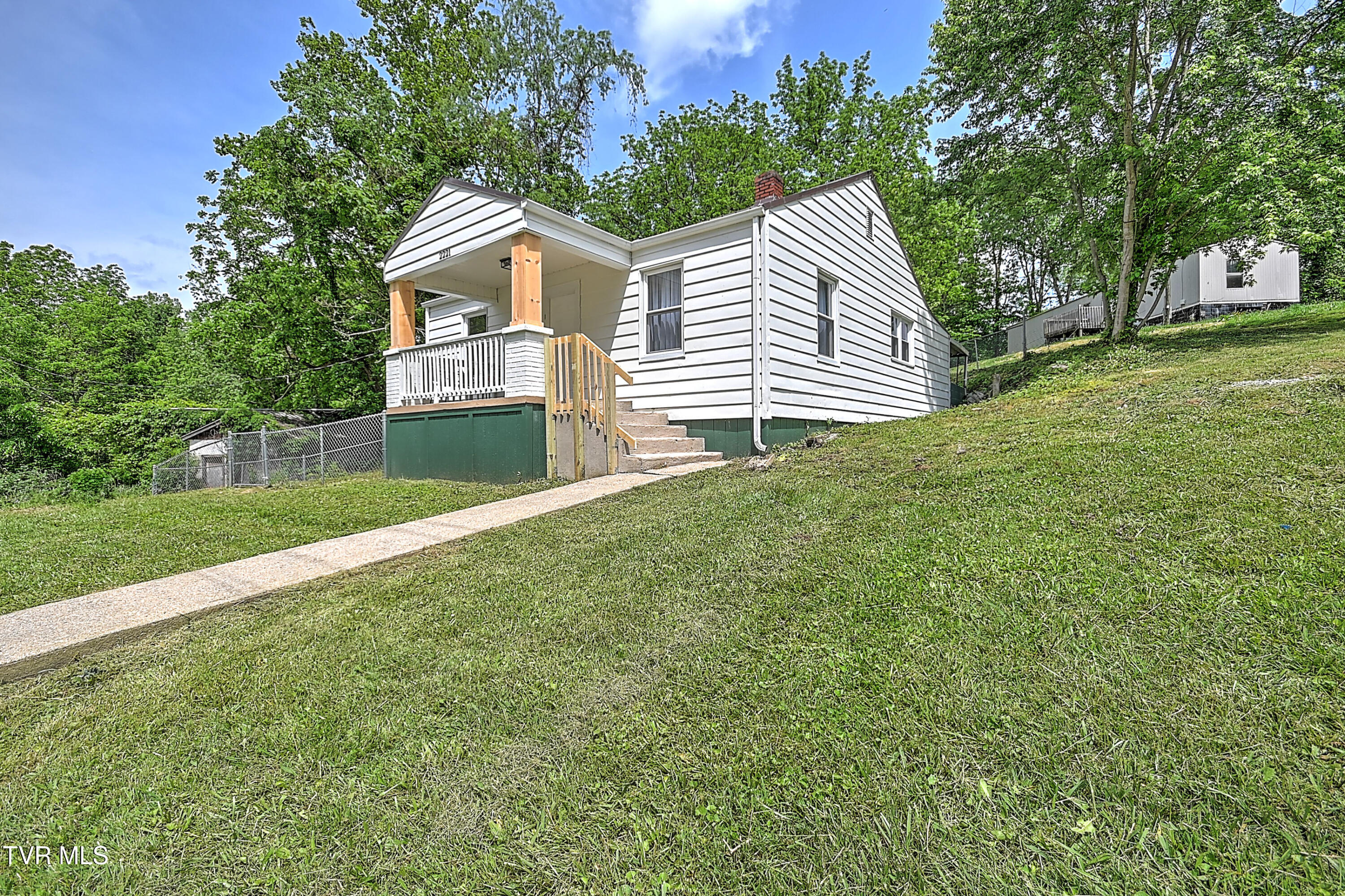 2221 Elizabethton Highway, Johnson City, Tennessee image 8