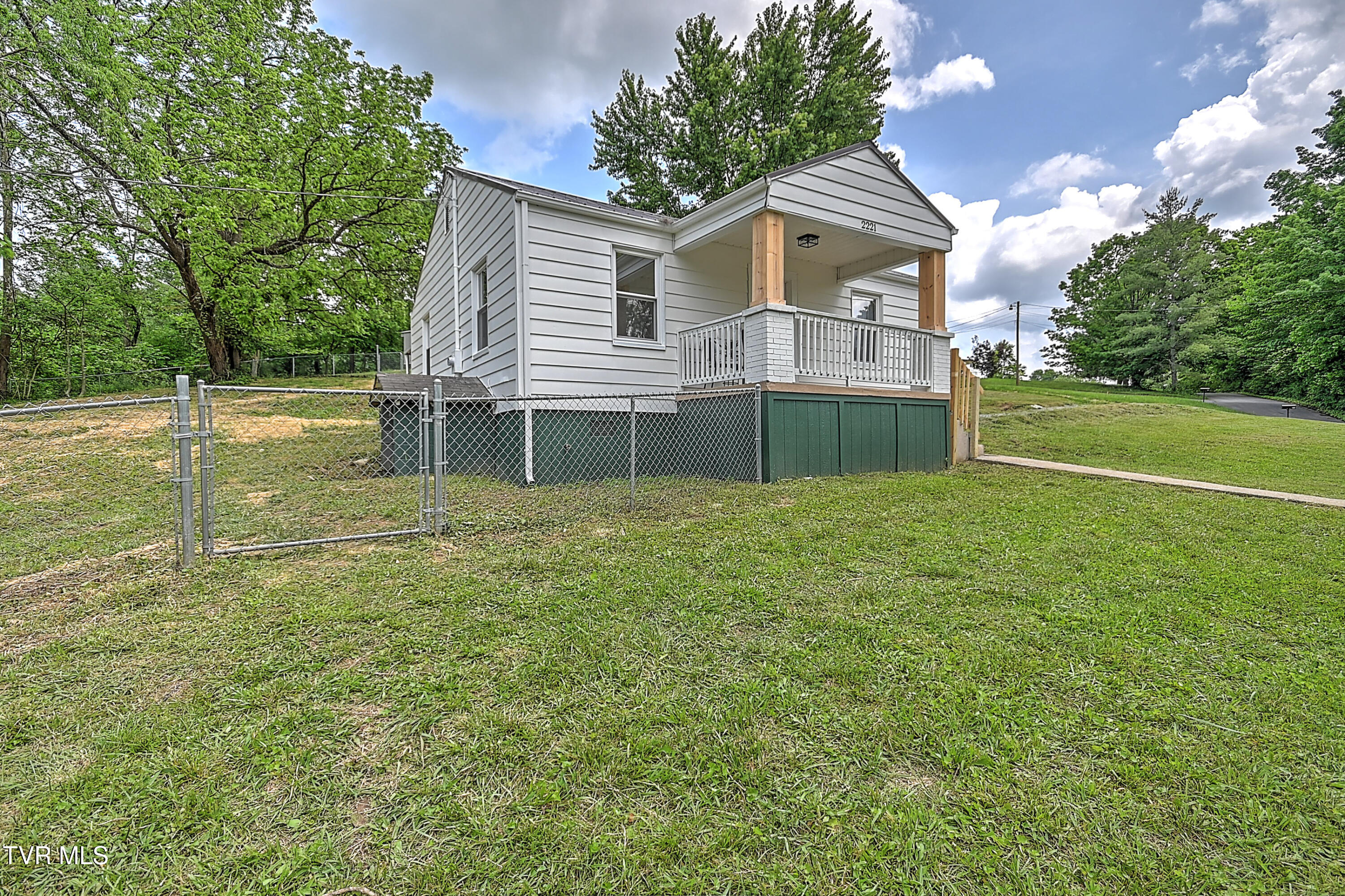 2221 Elizabethton Highway, Johnson City, Tennessee image 7