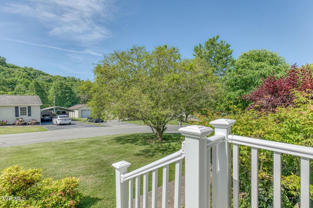 Photo of 117 Reed Road, Bristol, TN 37620 (MLS # 9995342)