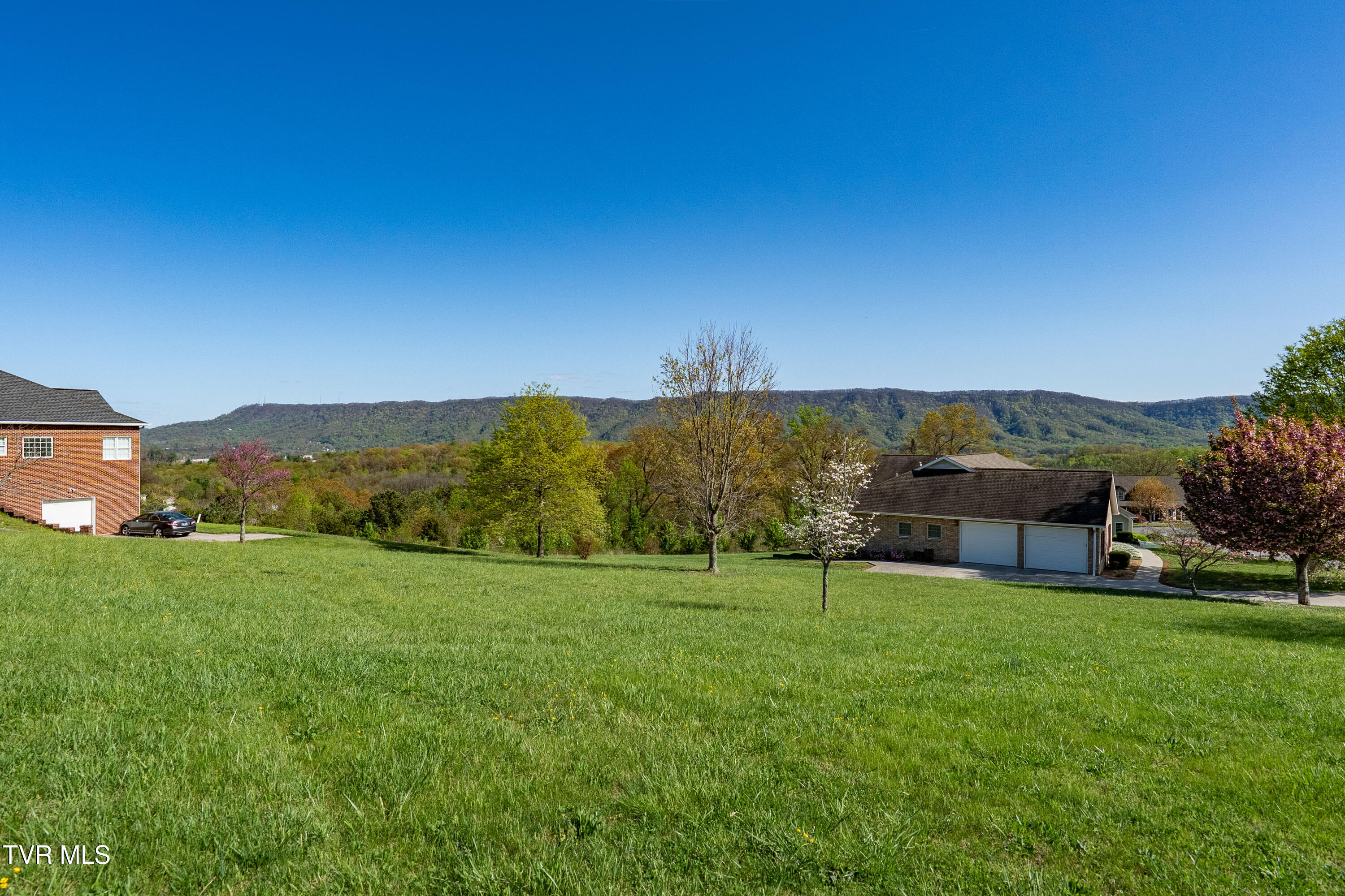 307 Carrie Circle, Mount Carmel, Tennessee image 24
