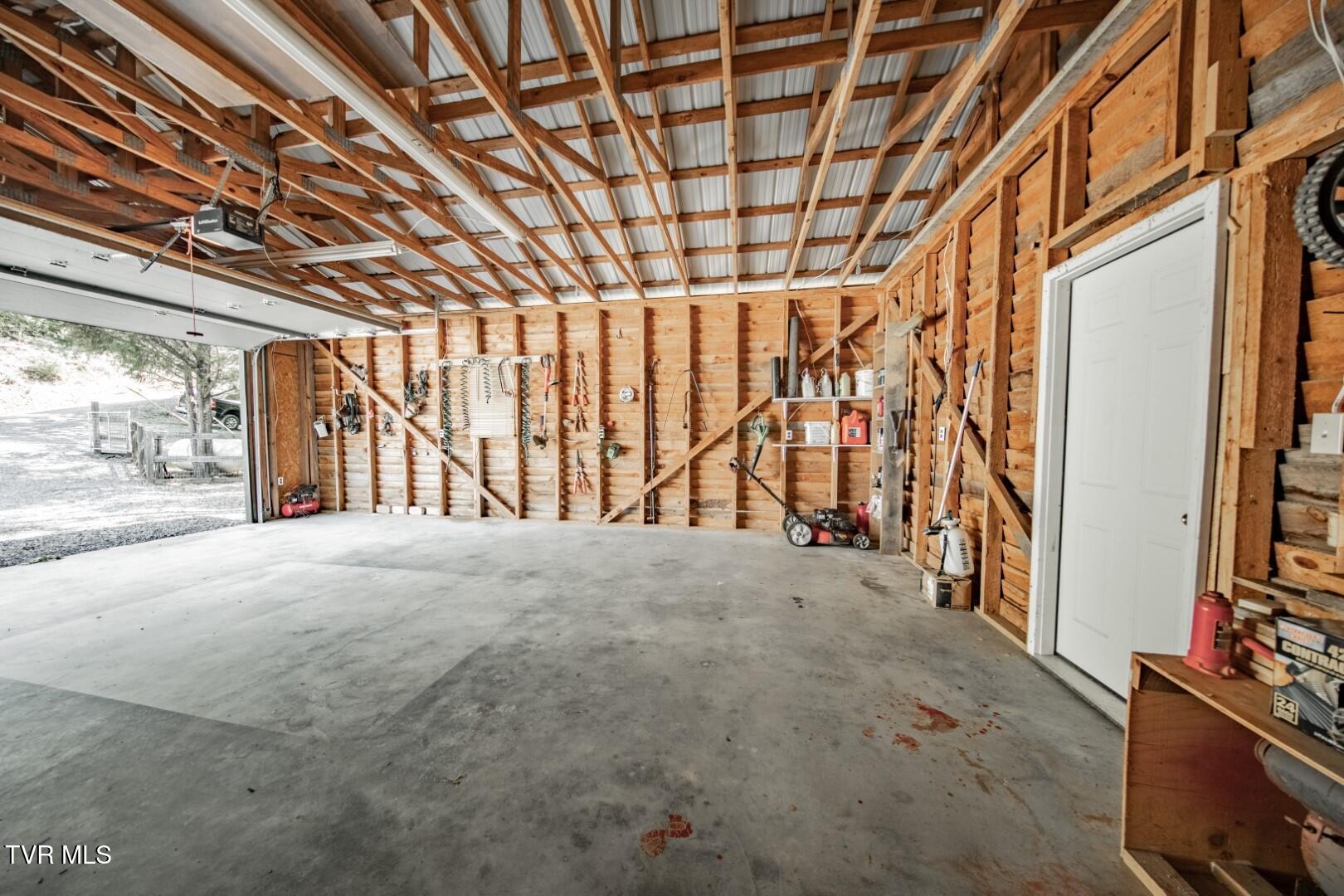2975 Arch Rd, Cosby, Tennessee image 32