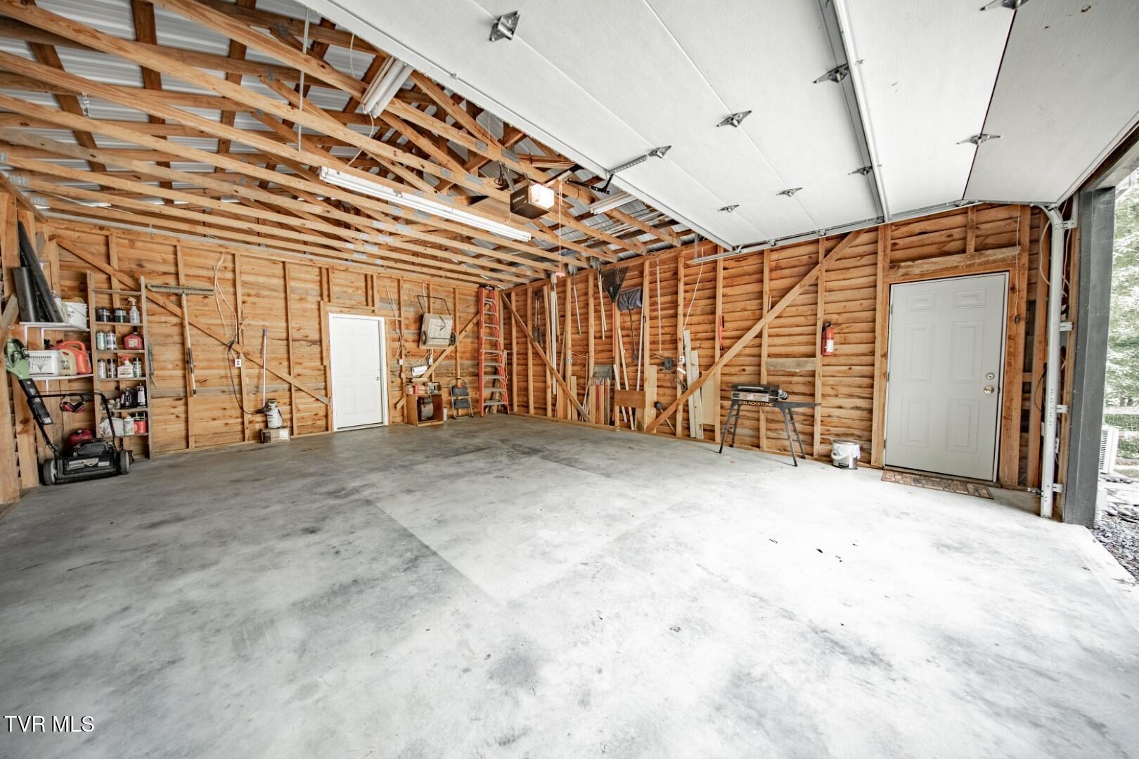 2975 Arch Rd, Cosby, Tennessee image 31