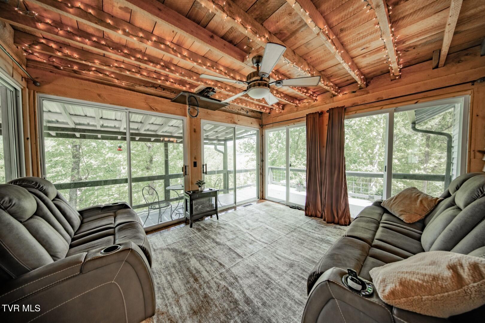 2975 Arch Rd, Cosby, Tennessee image 8