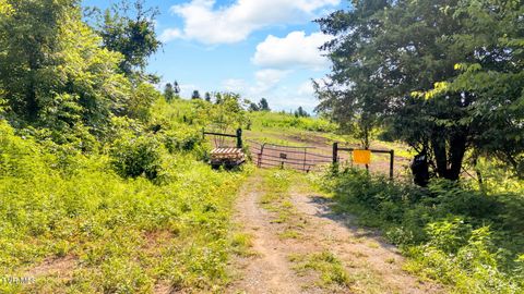 Tiny photo for 6200 Bristol Highway, Piney Flats, TN 37686 (MLS # 9985902)