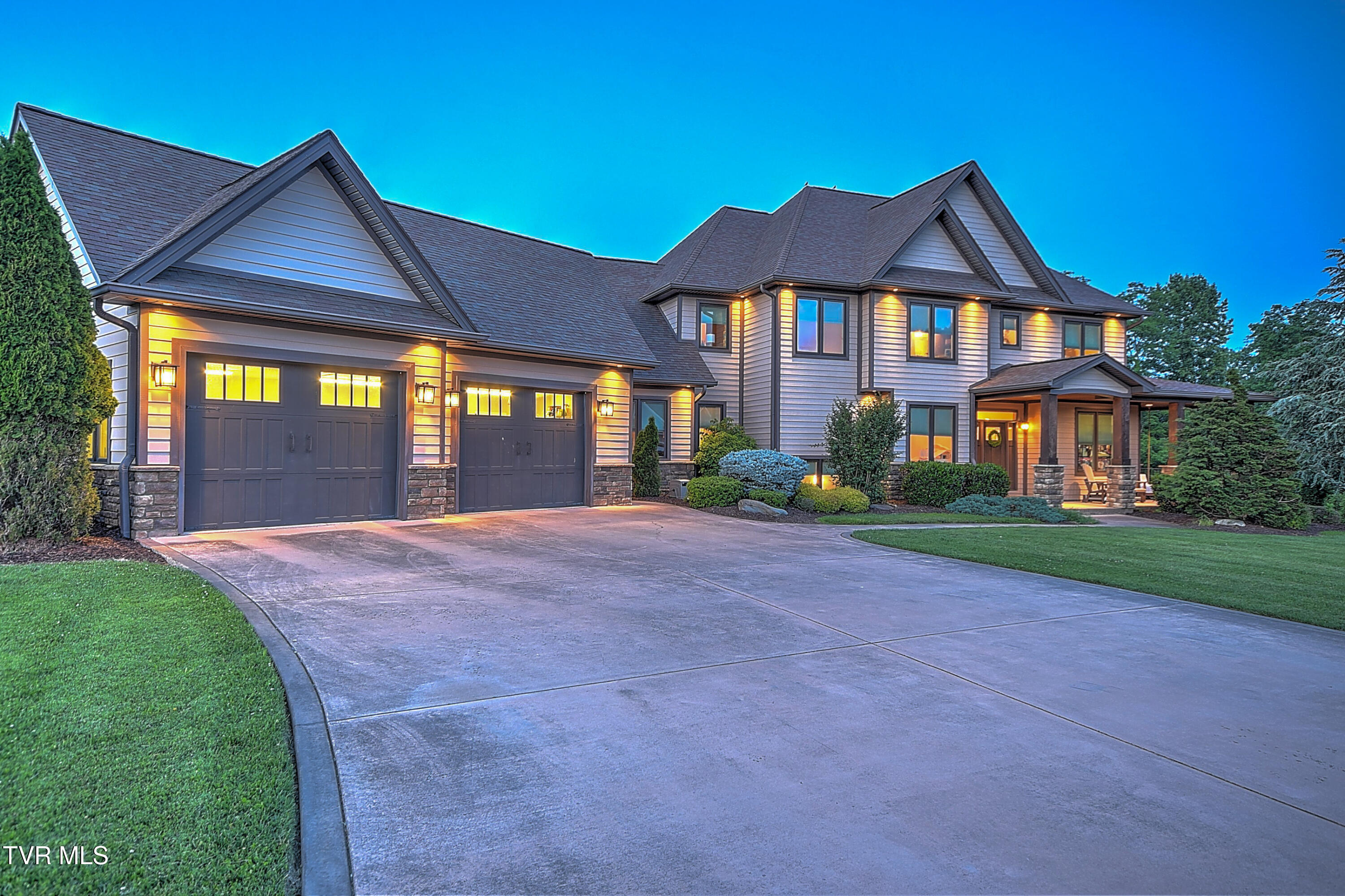 133 Christopher Way, Blountville, Tennessee image 1