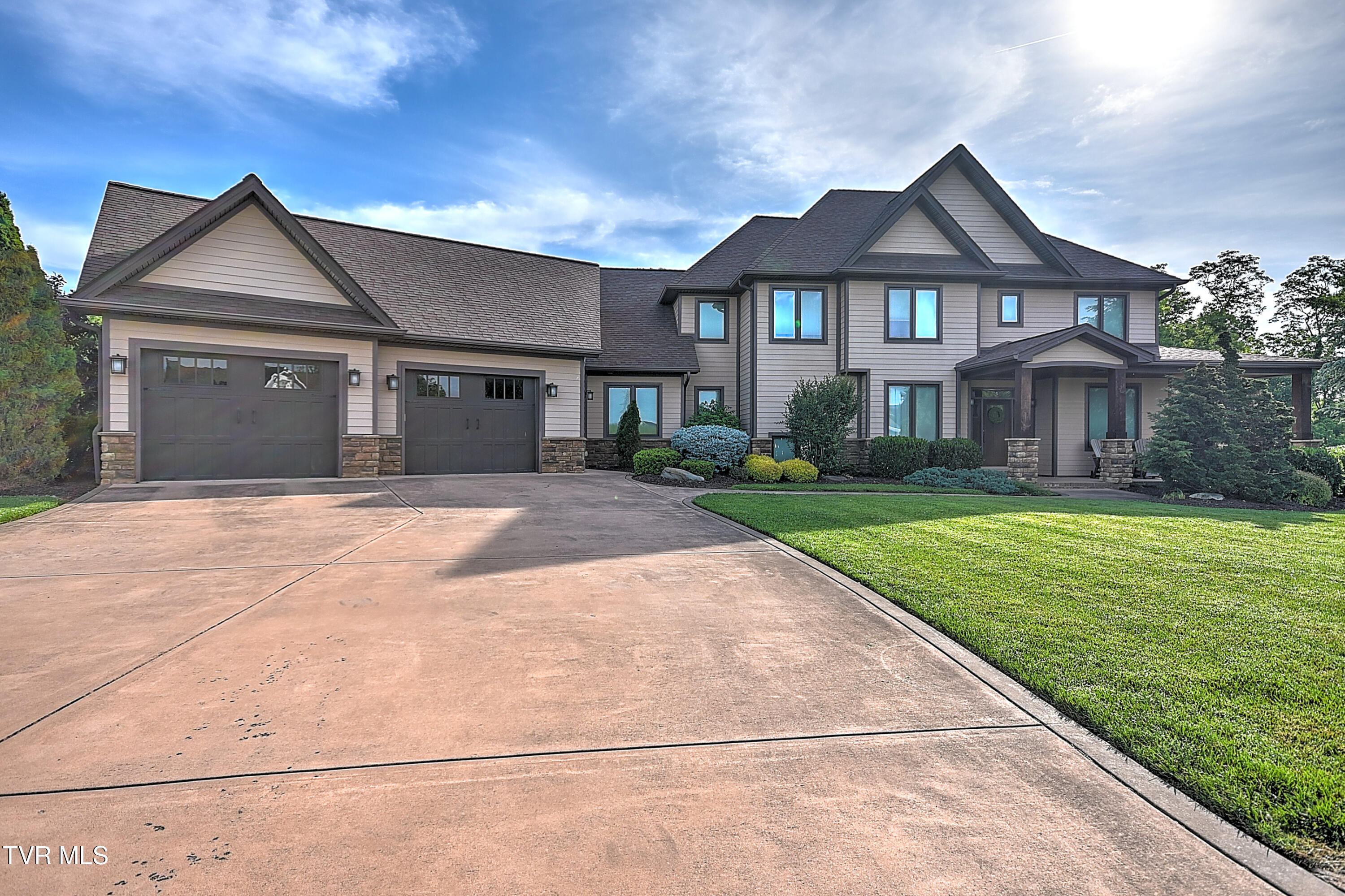 133 Christopher Way, Blountville, Tennessee image 8
