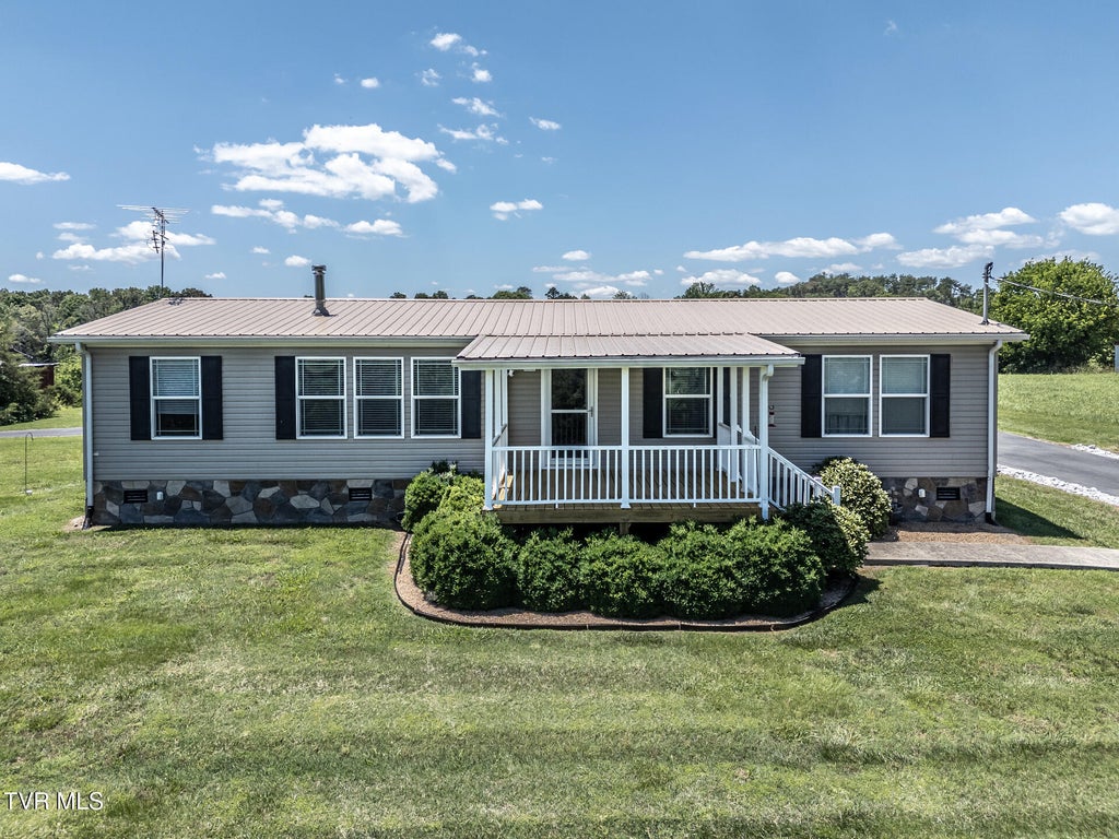 Photo of 2365 Bright Hope Rd. RD, Greeneville, TN 37743 (MLS # 9996401)