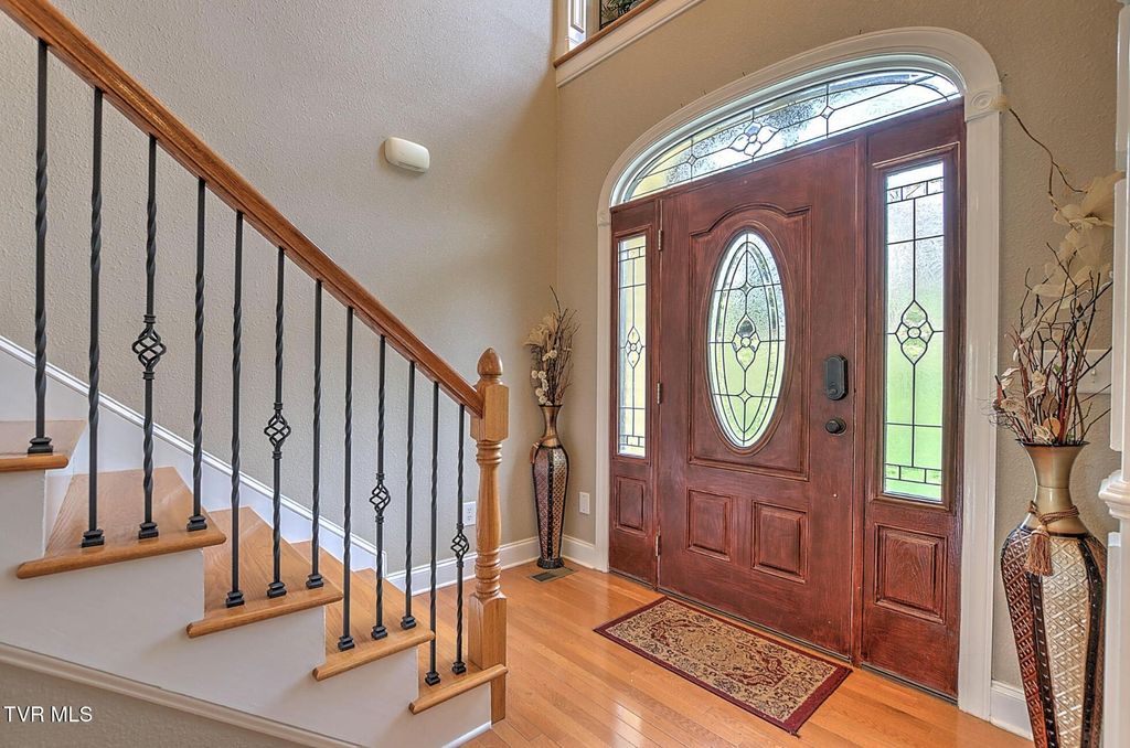 Photo of 128 Southridge Drive, Blountville, TN 37617 (MLS # 9982191)