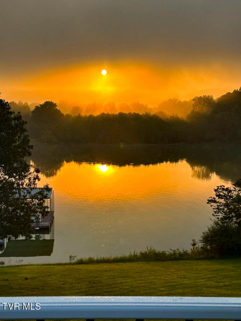 Photo of 1964 Harbor Hills Drive, Dandridge, TN 37725 (MLS # 9989713)