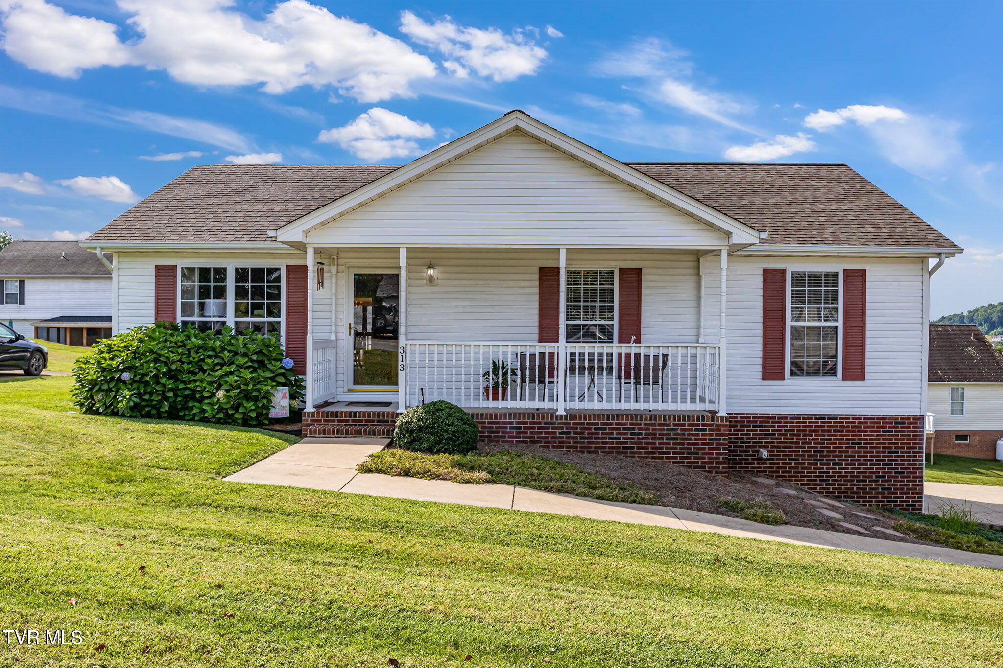 Bristol, Virginia 24202, United States, 3 Bedrooms Bedrooms, ,2 BathroomsBathrooms,Residential,Pending,184046