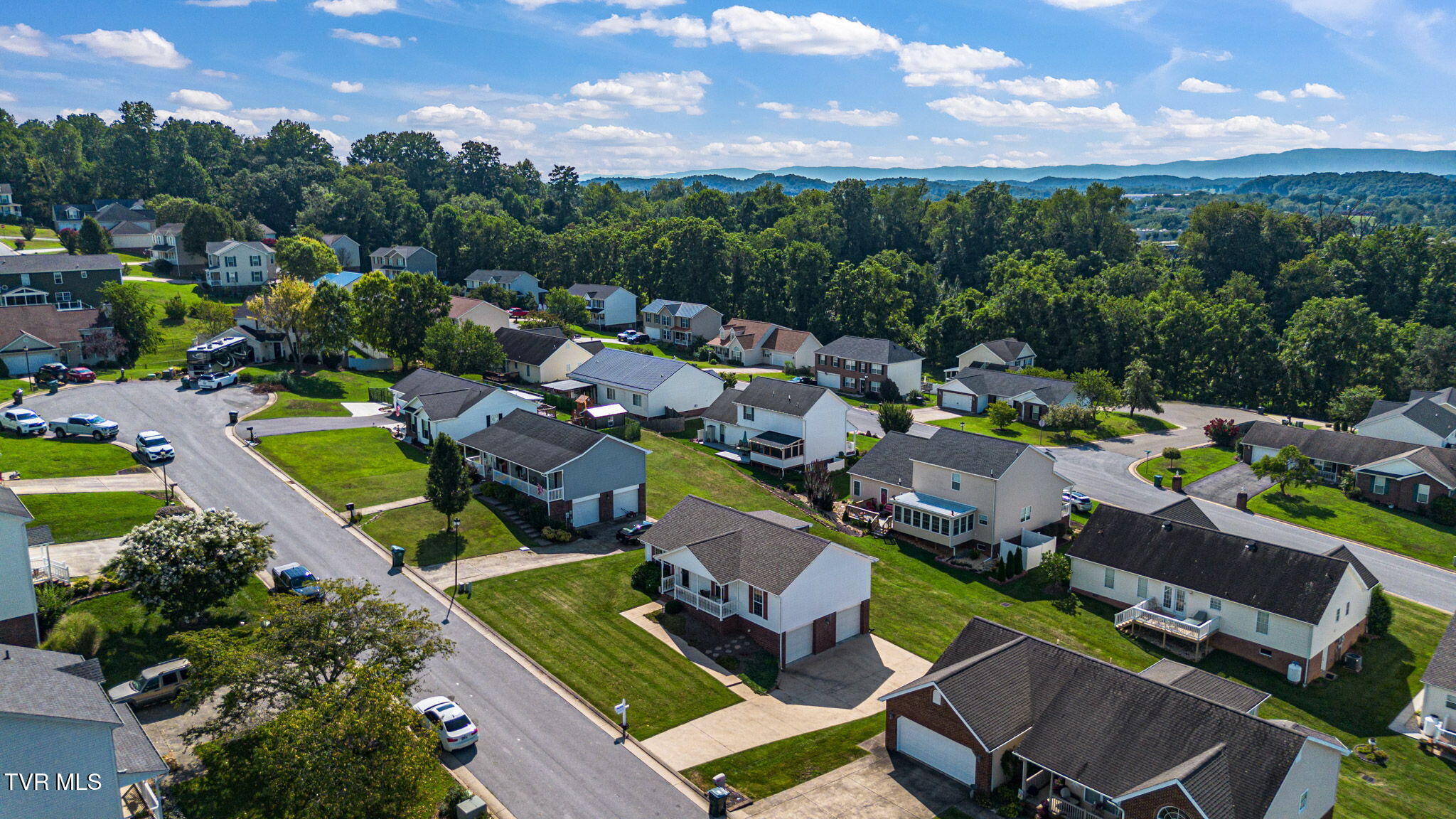 Bristol, Virginia 24202, United States, 3 Bedrooms Bedrooms, ,2 BathroomsBathrooms,Residential,Pending,184046