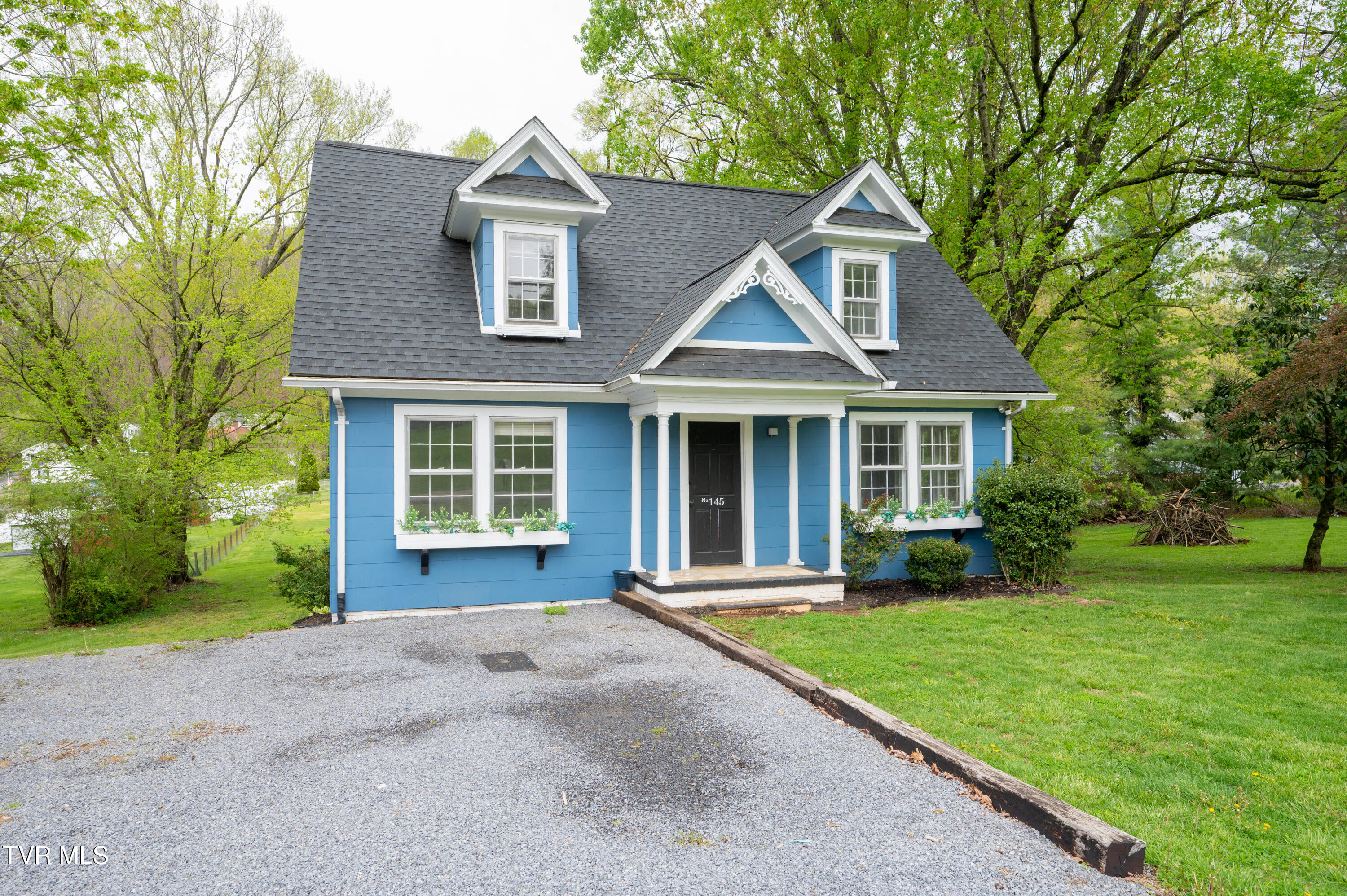 145 Carters Valley Road, Kingsport, Tennessee image 2