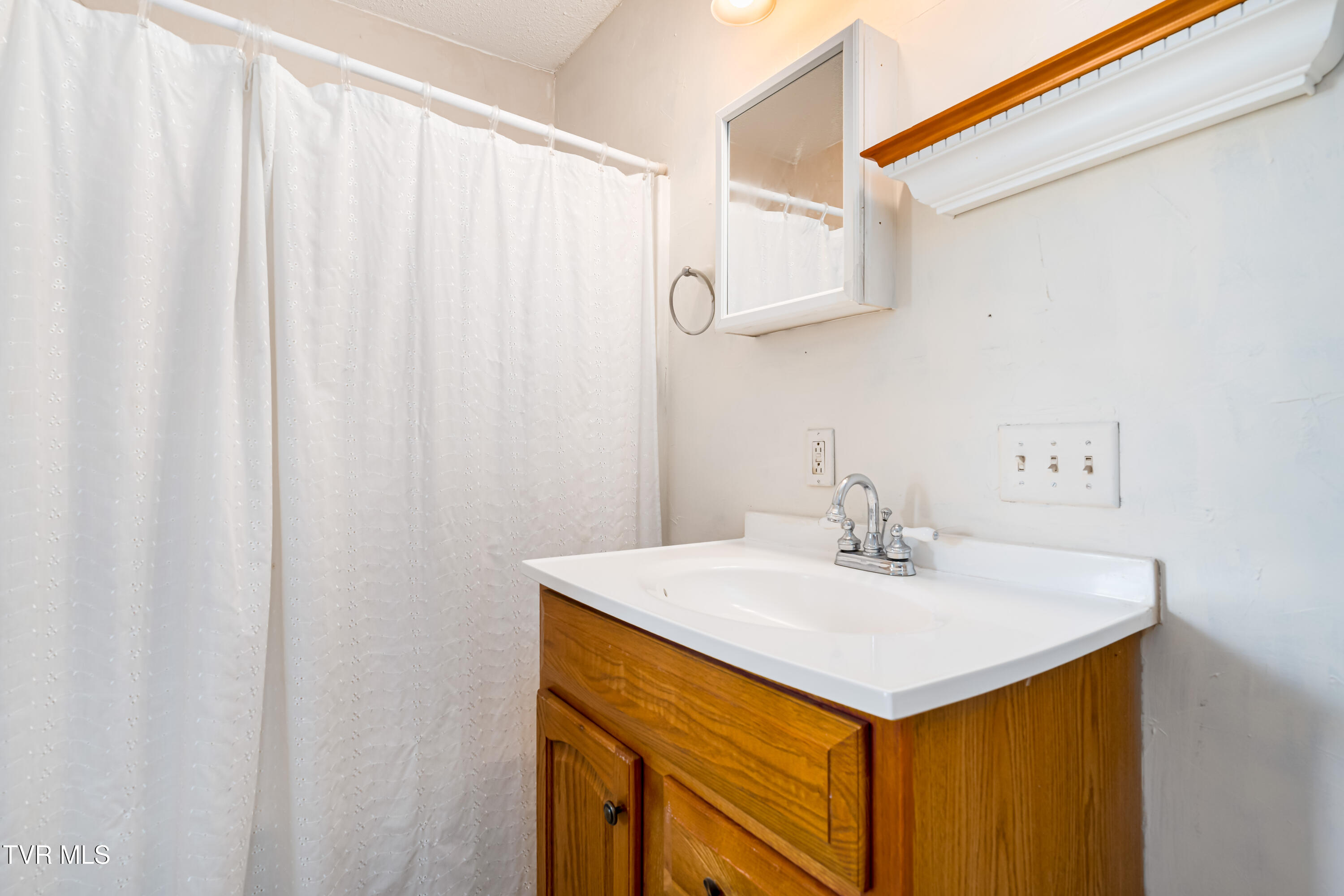 4006 Navaho Drive, Johnson City, Tennessee image 29