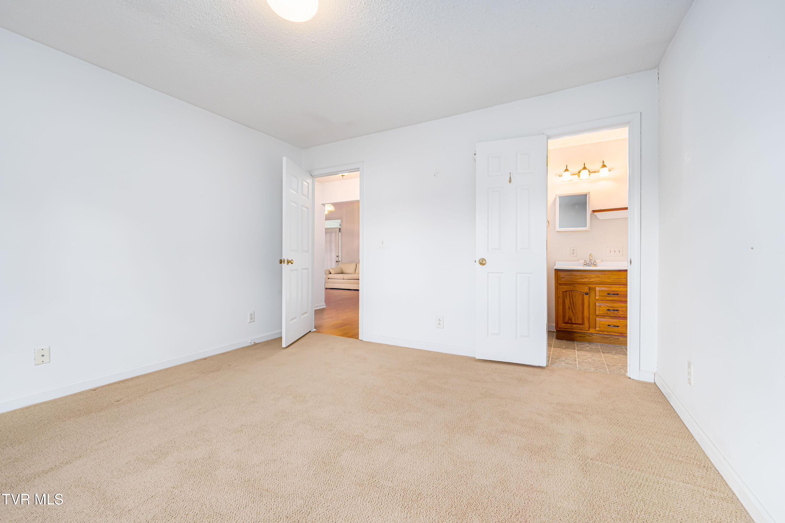4006 Navaho Drive, Johnson City, Tennessee image 28