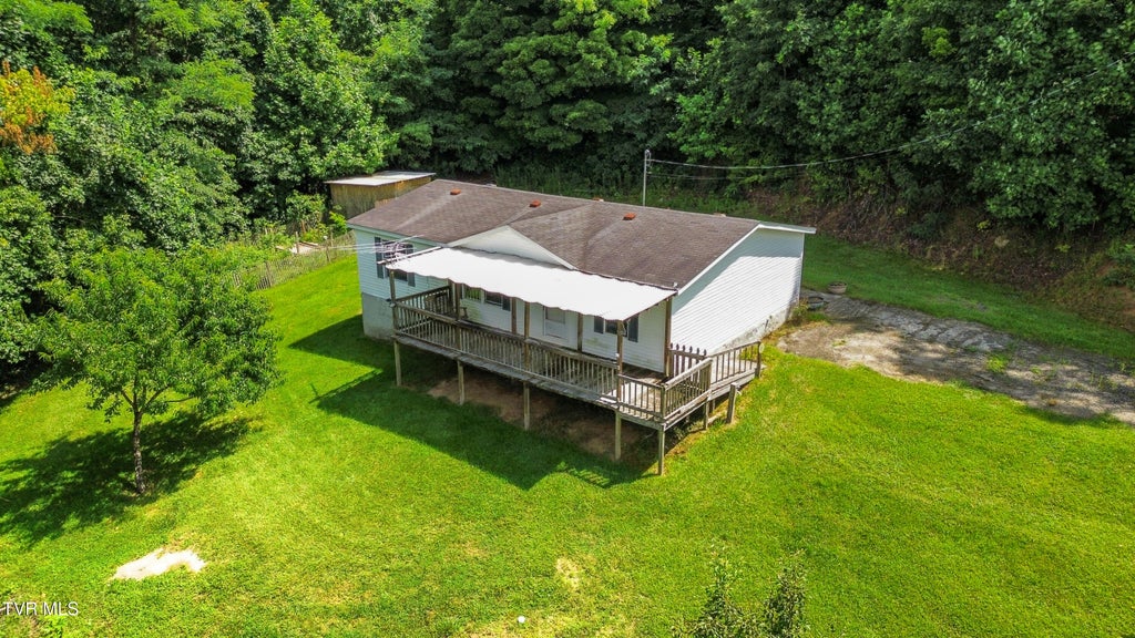Photo of 15217 Fields Lane, Abingdon, VA 24210 (MLS # 9999511)