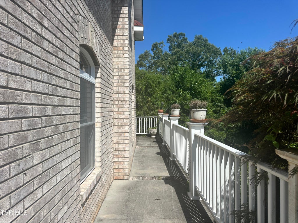 Photo of 1610 Spear Point Lane, Sevierville, TN 37876 (MLS # 9997760)