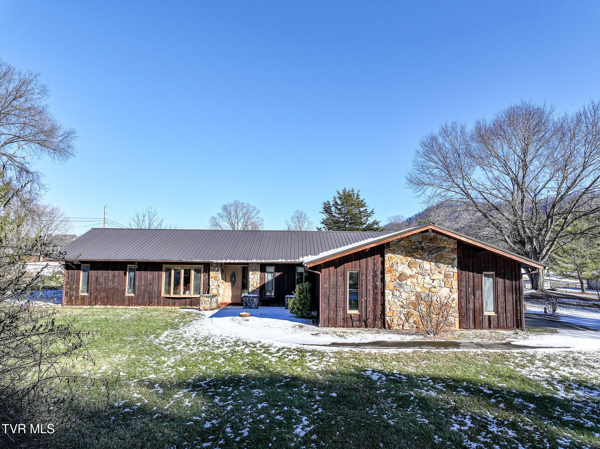 385 Phyllis Drive, Bean Station, Tennessee image 3