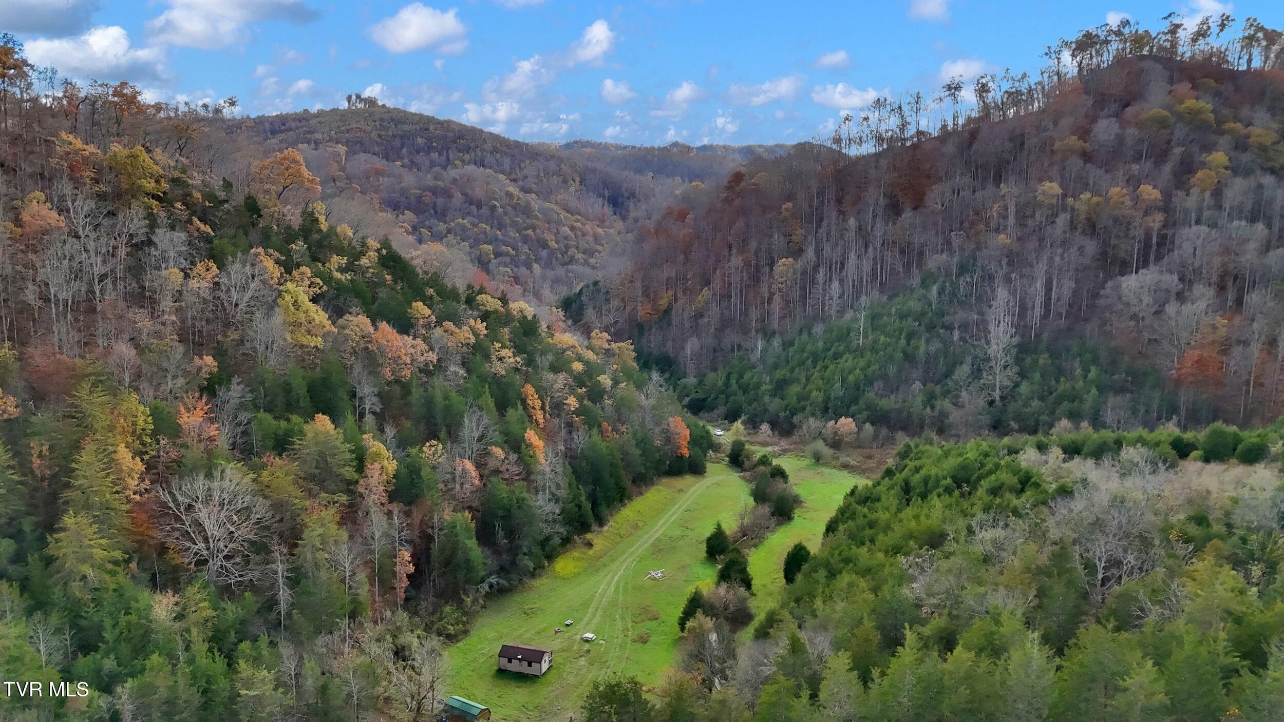 8272 Anglers Way Road