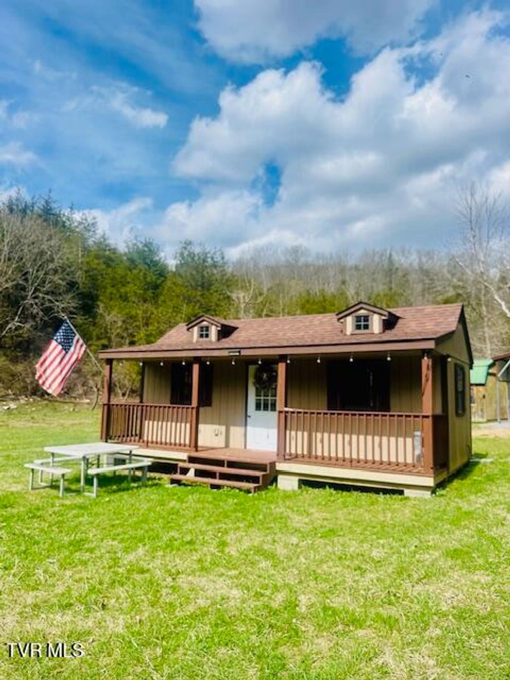 Photo of 8272 Anglers Way Road, Duffield, VA 24244 (MLS # 9992451)