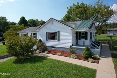 Photo of 301 Cherry Street, Greeneville, TN 37745 (MLS # 10001307)