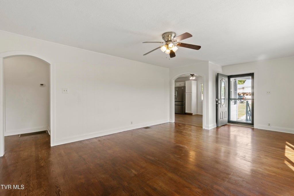 Photo of 301 Cherry Street, Greeneville, TN 37745 (MLS # 10001307)