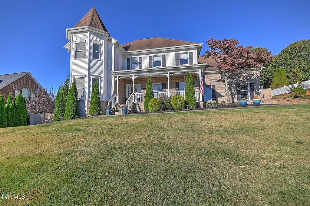Photo of 2308 Granite Drive, Johnson City, TN 37604 (MLS # 9989853)