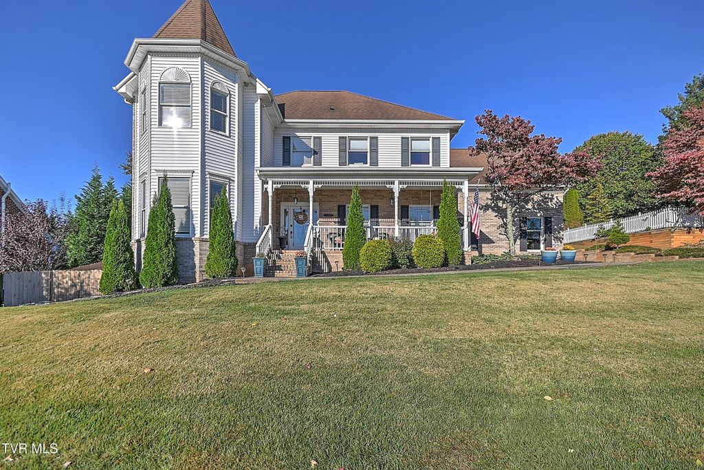 Photo of 2308 Granite Drive, Johnson City, TN 37604 (MLS # 9989853)