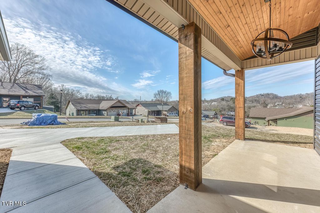 Photo of 1091 Traders Walk, Johnson City, TN 37601 (MLS # 9990461)