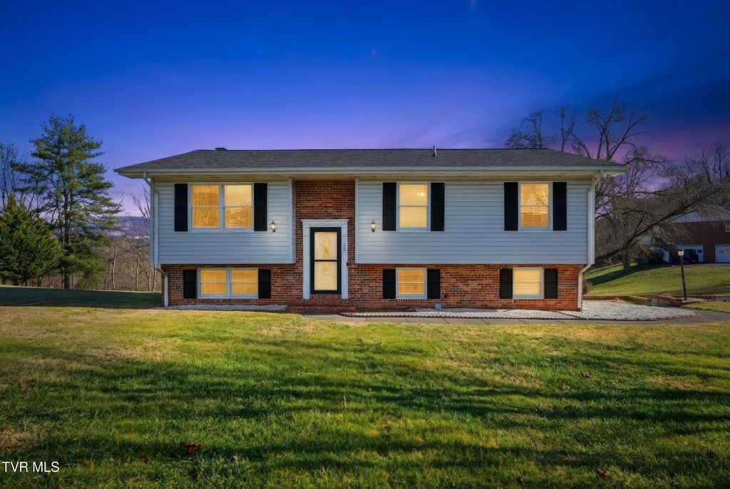 Photo of 2660 Warren Drive Drive, Saint Paul, VA 24283 (MLS # 9990129)